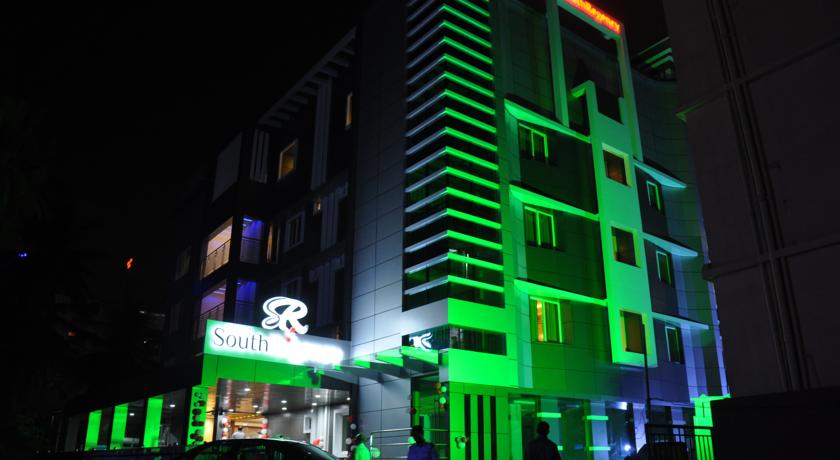 Фото 
The Peacock Inn
