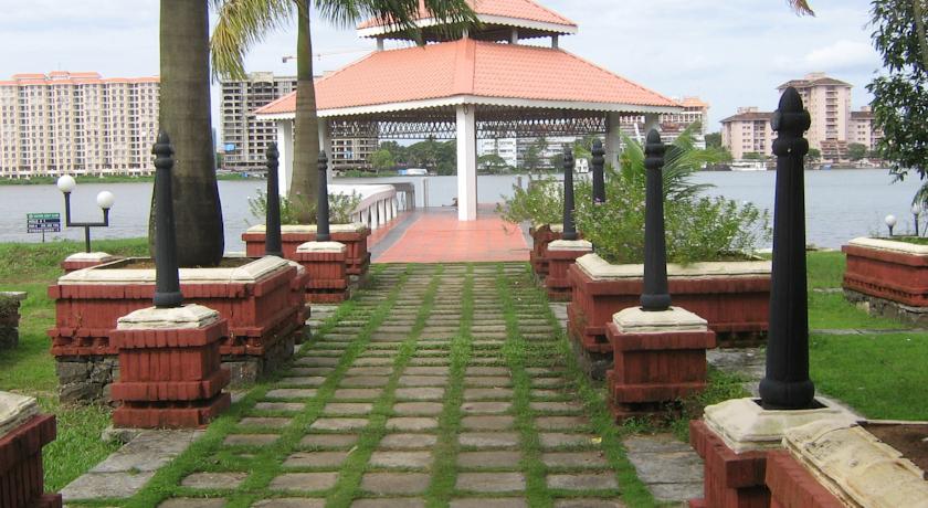 Фото 
Pavana Homestay
