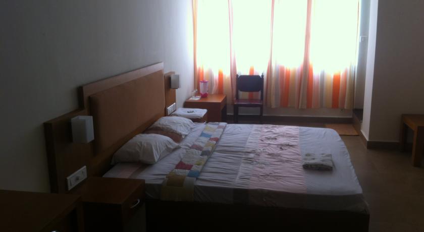 Фото 
RBR Beach Resort
