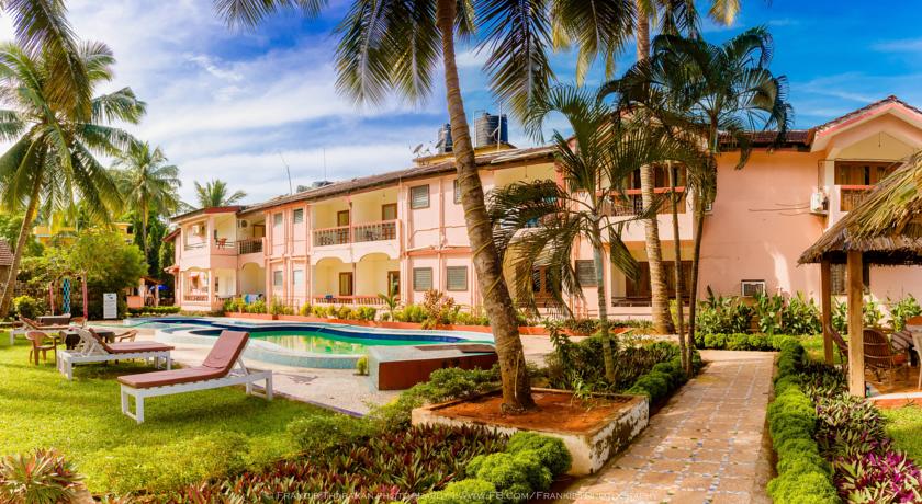 Фото 
Footprints
