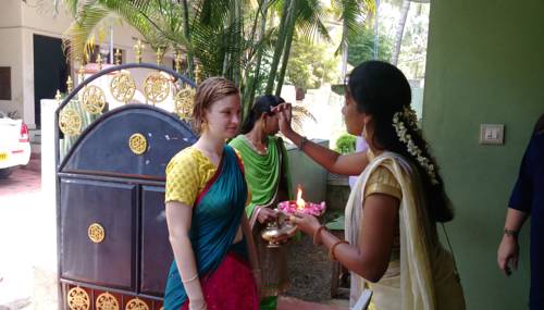 Фото 
OYO Premium Luxurious Lakshman Jhula
