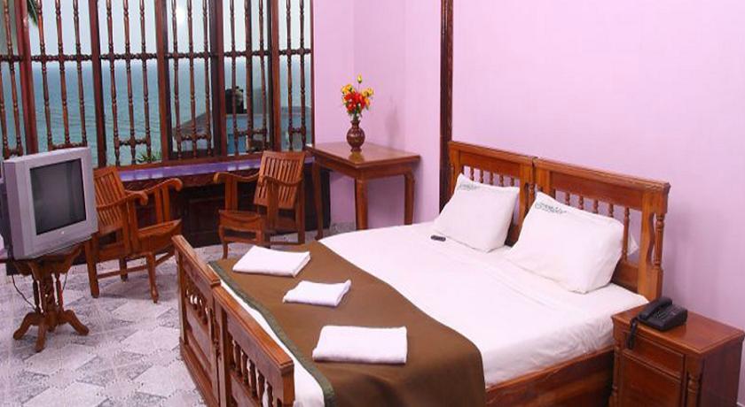 Фото 
Hotel Nirvana Palace
