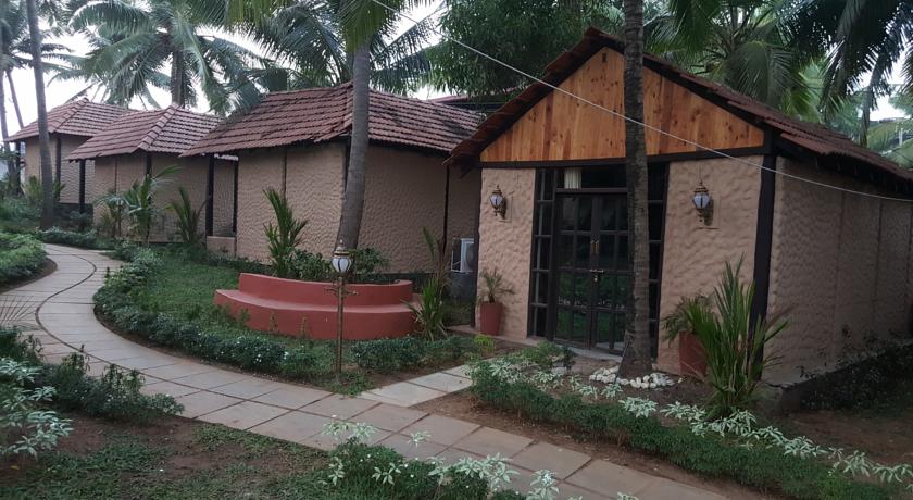 Фото 
Baga Paradise
