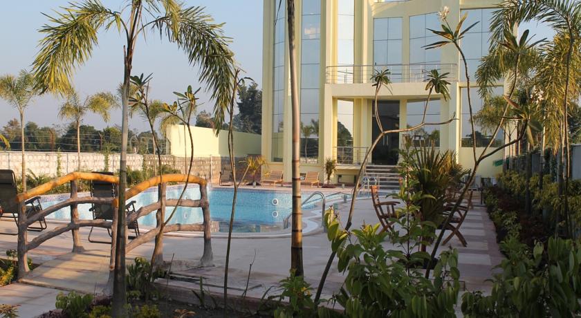 Фото 
Rosario&#39;s Inn Hotel
