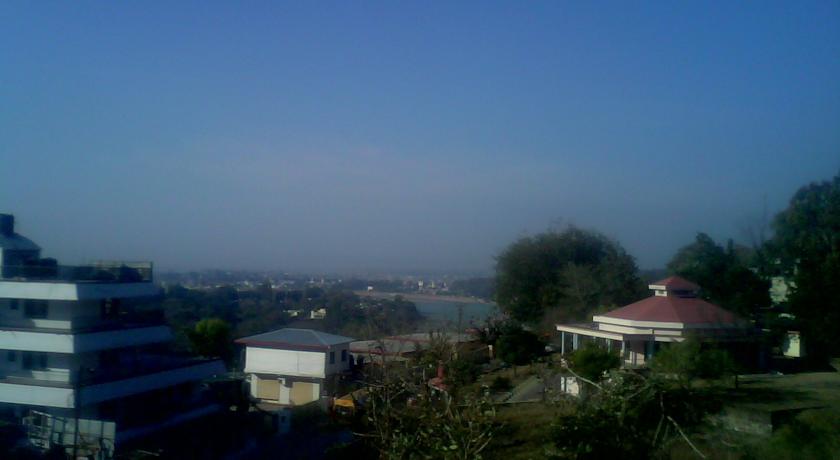 Фото 
Zeus Homestays Royal Palms
