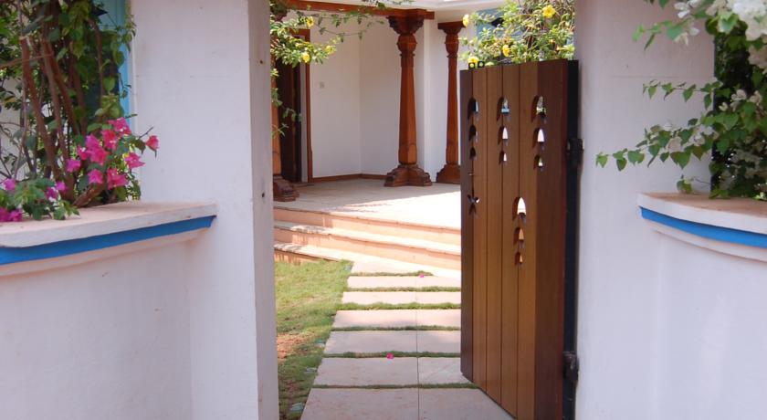 Фото 
Aakash Bhavan
