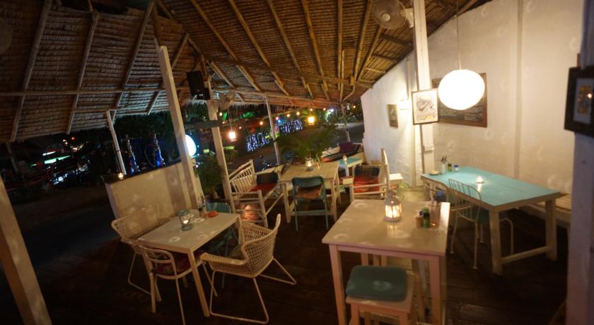 Фото 
Margaritaville Lonely Beach
