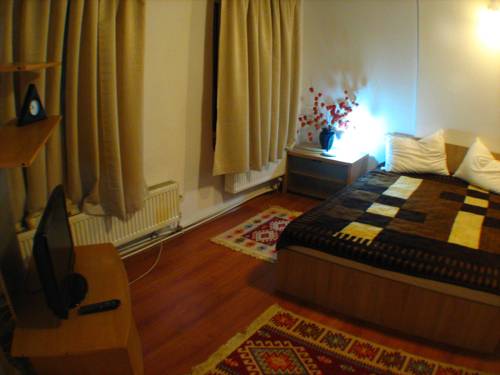 Фото 
Hotel Bliss
