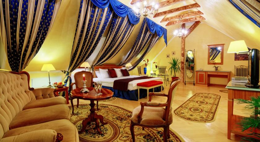 Фото 
DownTown Studio
