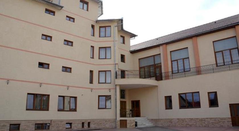 Фото 
Pensiunea Spicului
