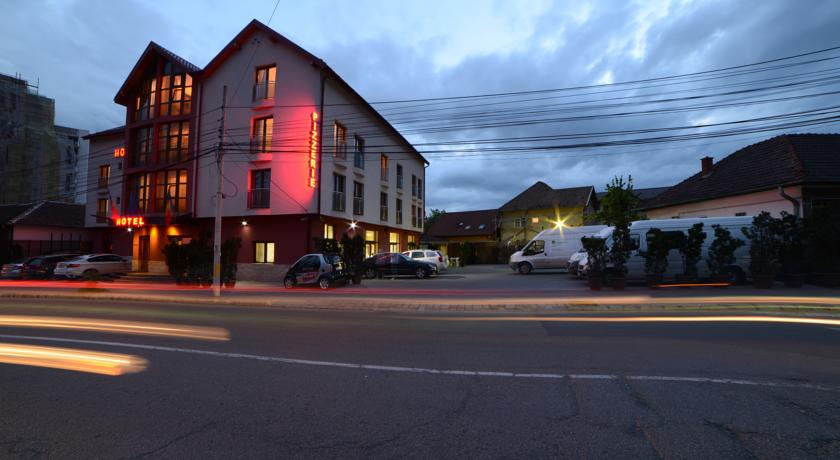 Фото 
Pensiunea Elmo
