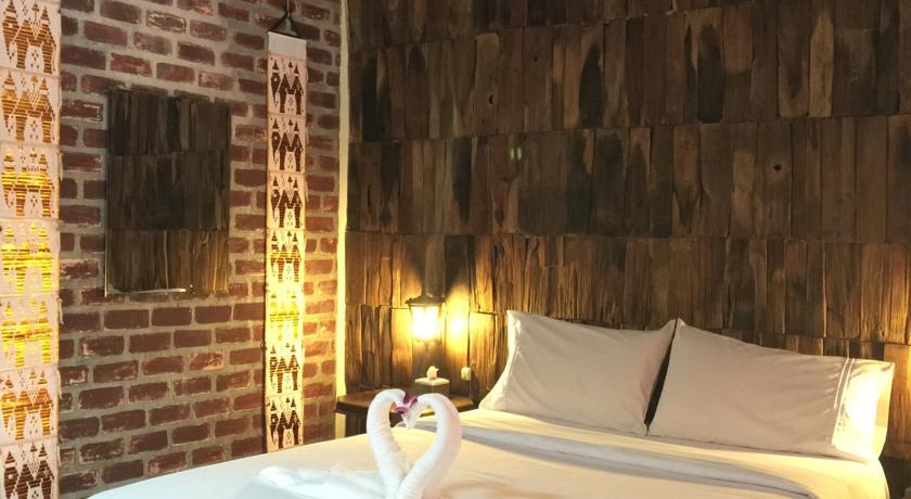 Фото 
Baan Thai Homestay by bGb Villas
