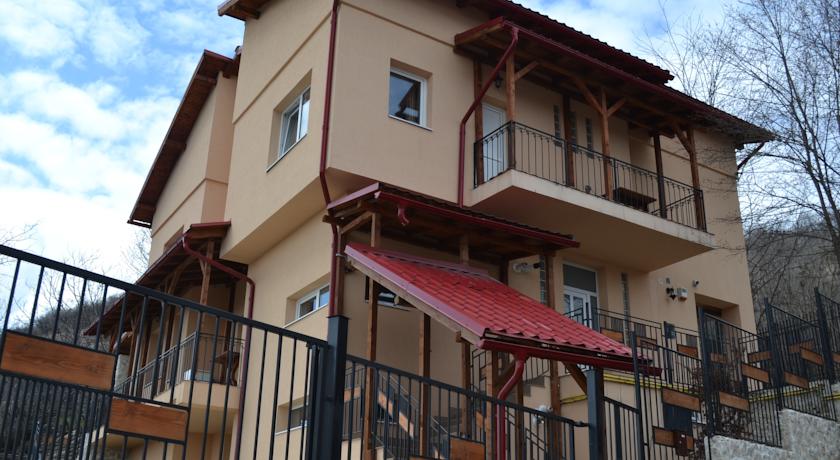 Фото 
Phoenix Resort
