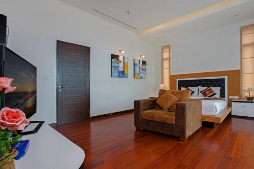 Фото 
Kata Horizon Villa A1 - 4 Bedrooms and Pool
