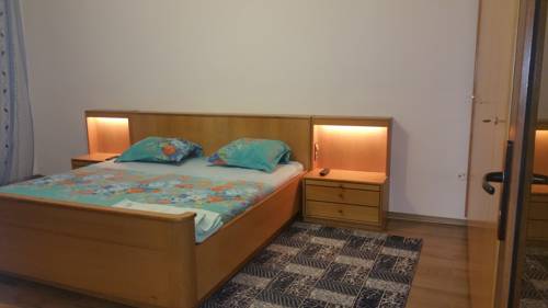 Фото 
Garden Apartment
