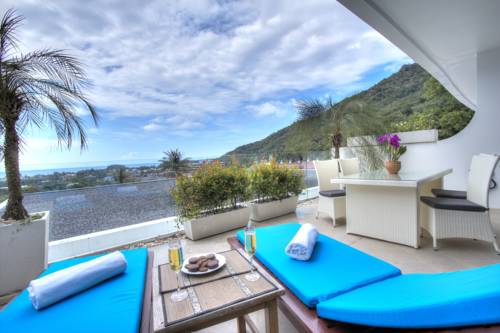 Фото 
Kata Sea View Apartments
