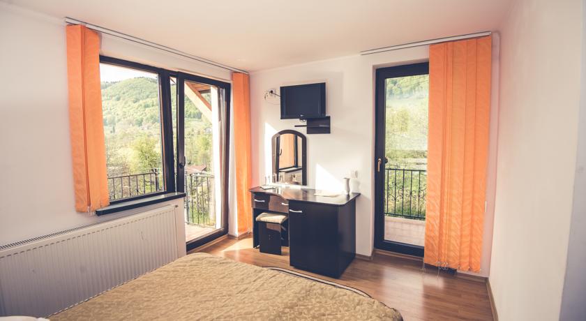 Фото 
Pensiunea Alexandra & Diego
