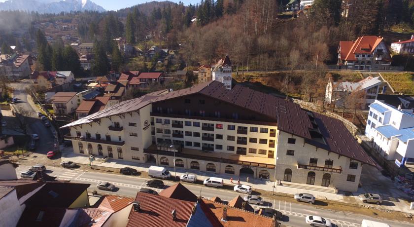 Фото 
Palace Apartaments
