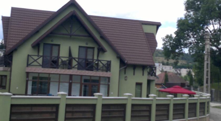 Фото 
Pensiunea San Gennaro Centru
