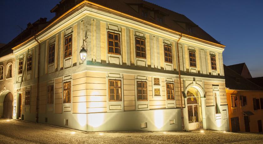 Фото 
Hotel Jolie
