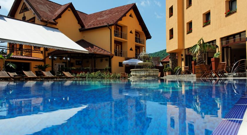 Фото 
Alina Studio Apartment
