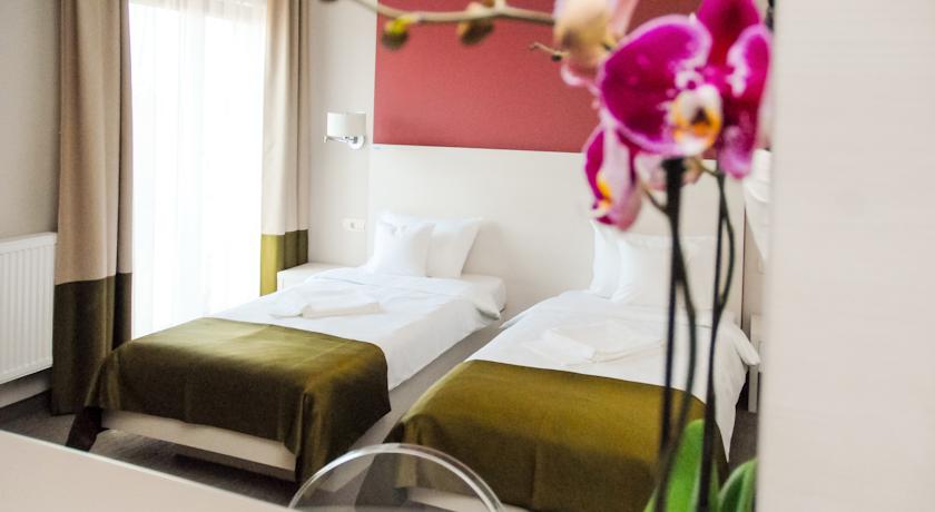 Фото 
Edelweiss Poiana Hotels
