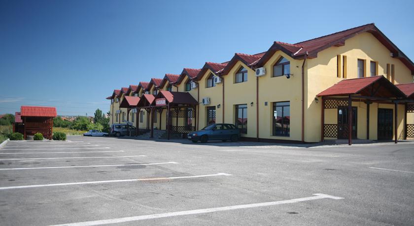 Фото 
Daily Plaza Hotel
