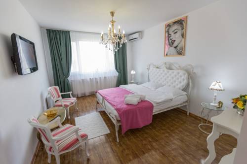 Фото 
Hotel Dana 2
