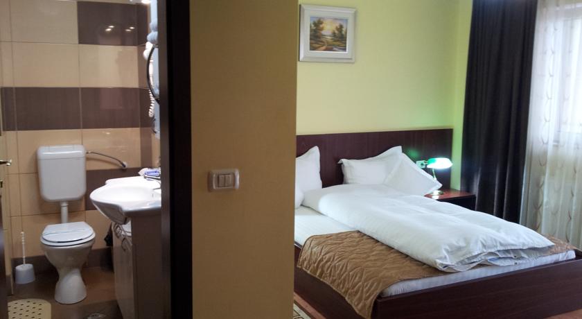 
Airport Residence
