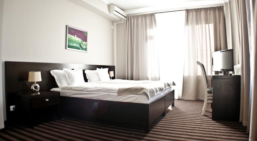 
Taxi Hostel

