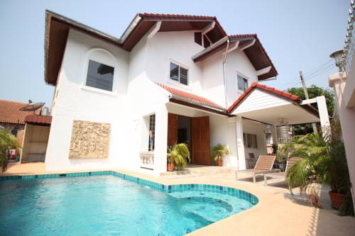 Фото 
Naklua Pool Villa by Pattaya Sunny Rentals
