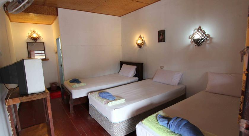 Фото 
Lux Guesthouse
