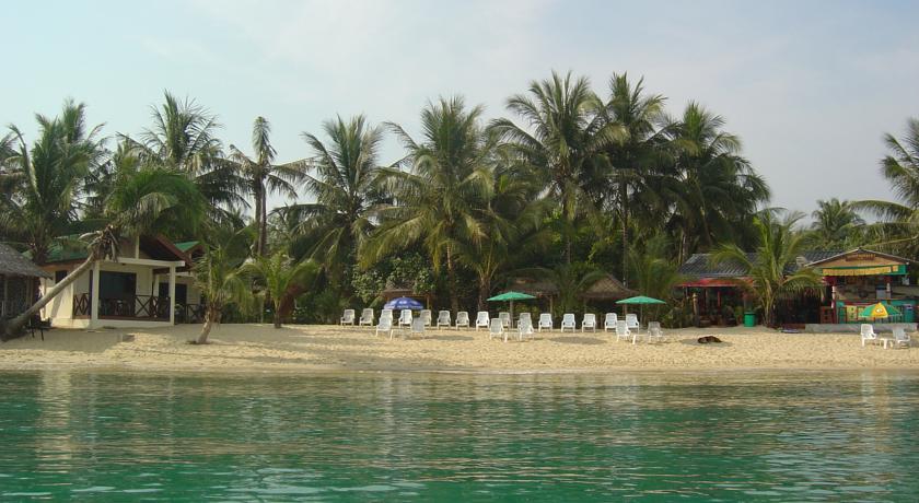 Фото 
Moonhut Bungalows
