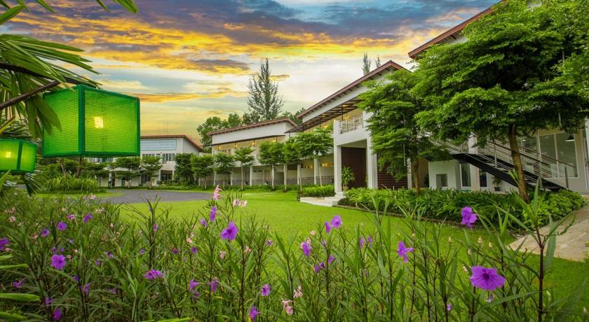 Фото 
The Touch Green, Naiyang
