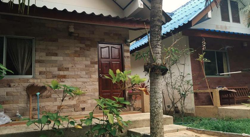 Фото 
Coconut Bungalow
