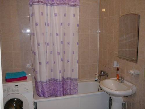 Фото 
Apartment On Yubileynaya 40
