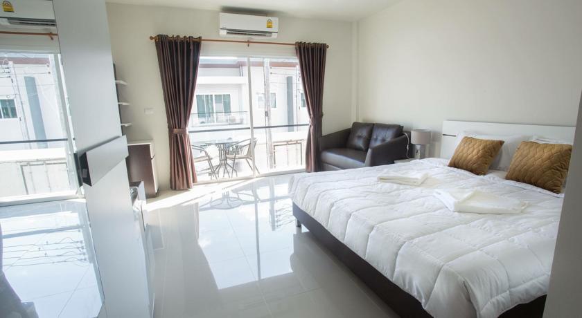 Фото 
Le Fay Resident Airport
