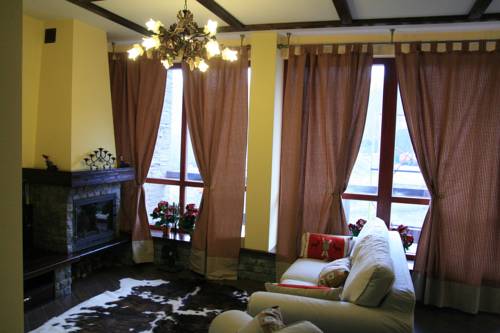 Фото 
The Royal Garden
