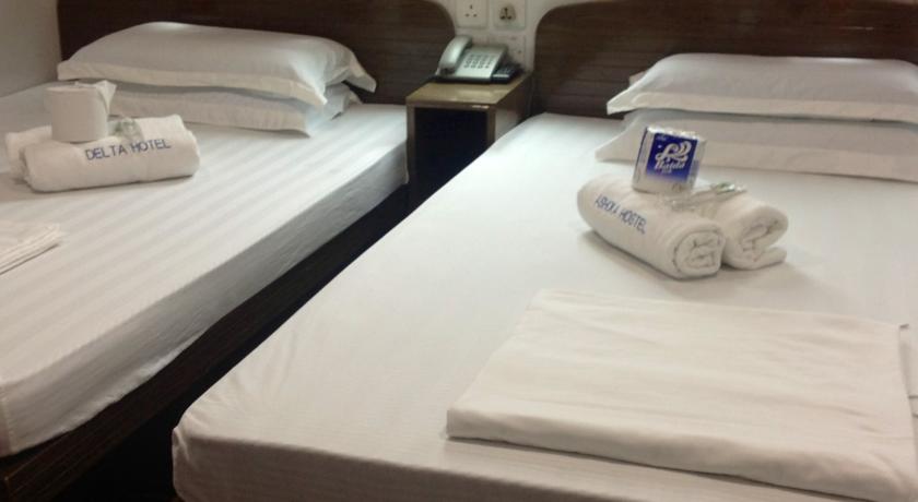 Фото 
Spring Lawn
