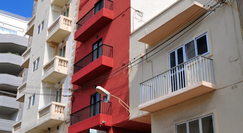 Фото 
Shamrock Apartments
