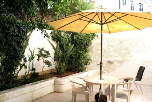 Фото 
The Bugibba Hotel
