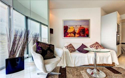 Фото 
Starfish 1A Apartment
