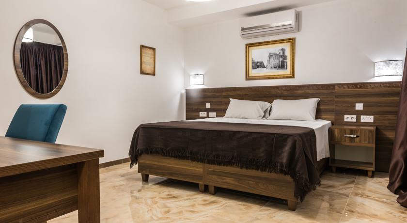 Фото 
Princess Elena
