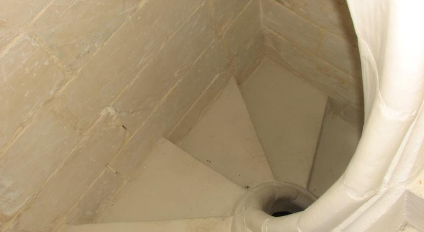 Фото 
Ghadira Seafront Penthouse
