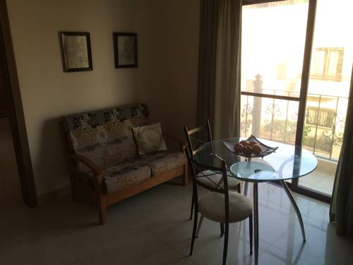 Фото 
Carob Hills - Villa Gaia
