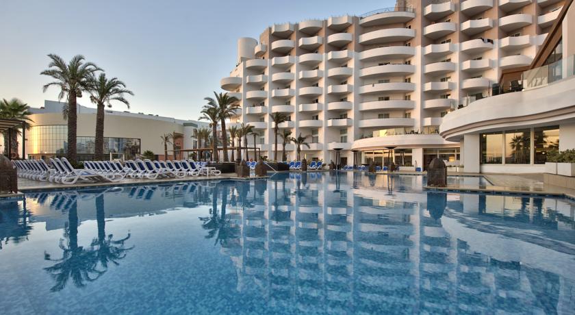 Фото 
SeaView Apartment in Saint Thomas Bay
