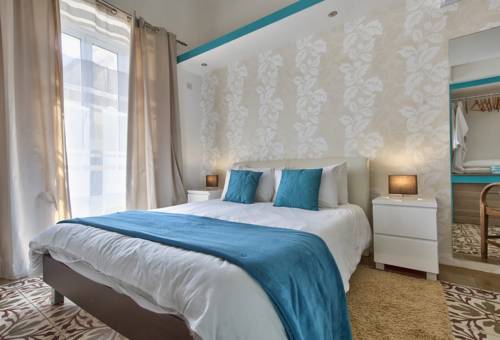 Фото 
Orchids House Bed and Breakfast
