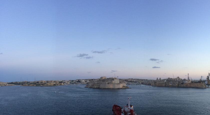 Фото 
Ta&#39; Matmura Farmhouse B&B
