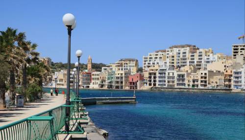 Фото 
Magdalena Court Apartments
