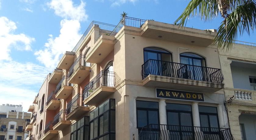 Фото 
Medina Lodge
